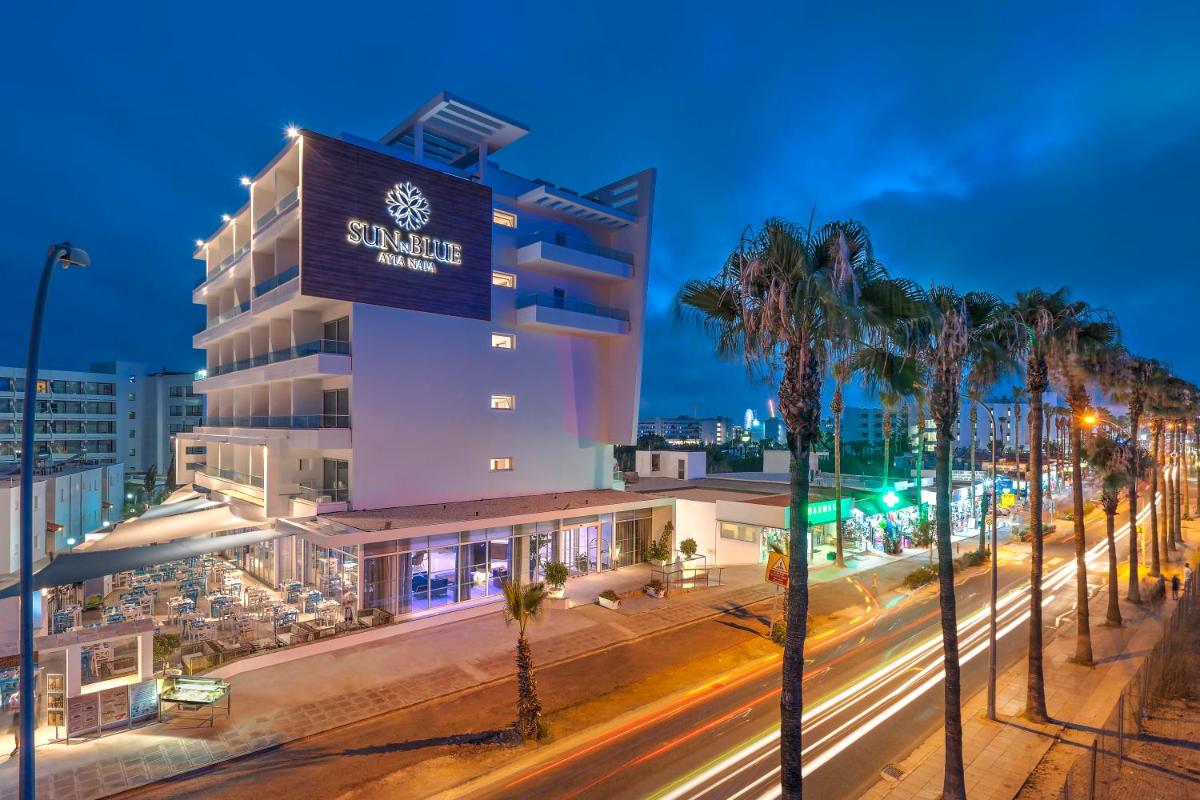 Gaia Sun N Blue Hotel - Housity