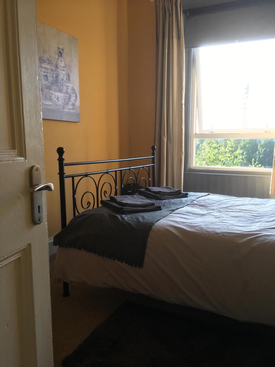 Meadowbank Apartments - Housity