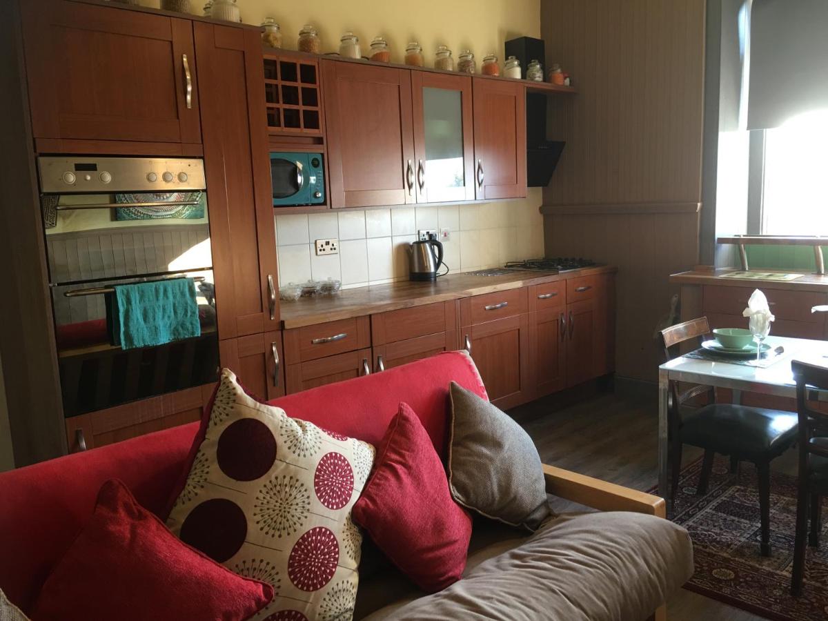 Meadowbank Apartments - Housity