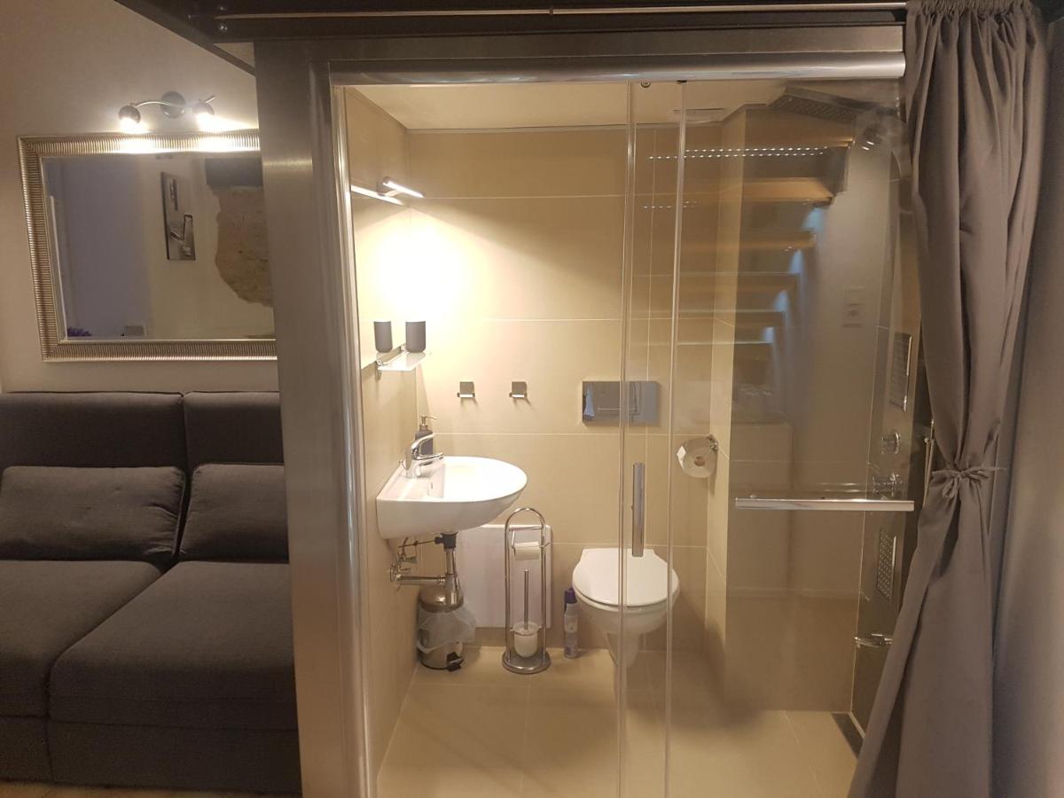 Heritage Danube Apartment - Housity