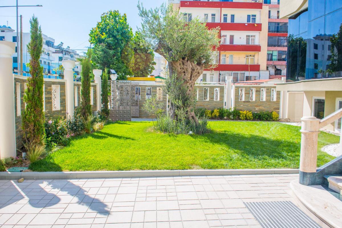 Hotel Vila Koral - Housity