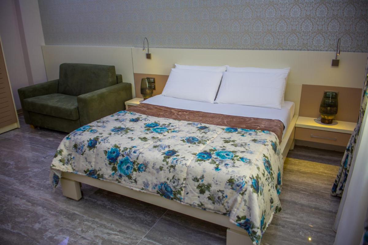 Hotel Vila Koral - Housity