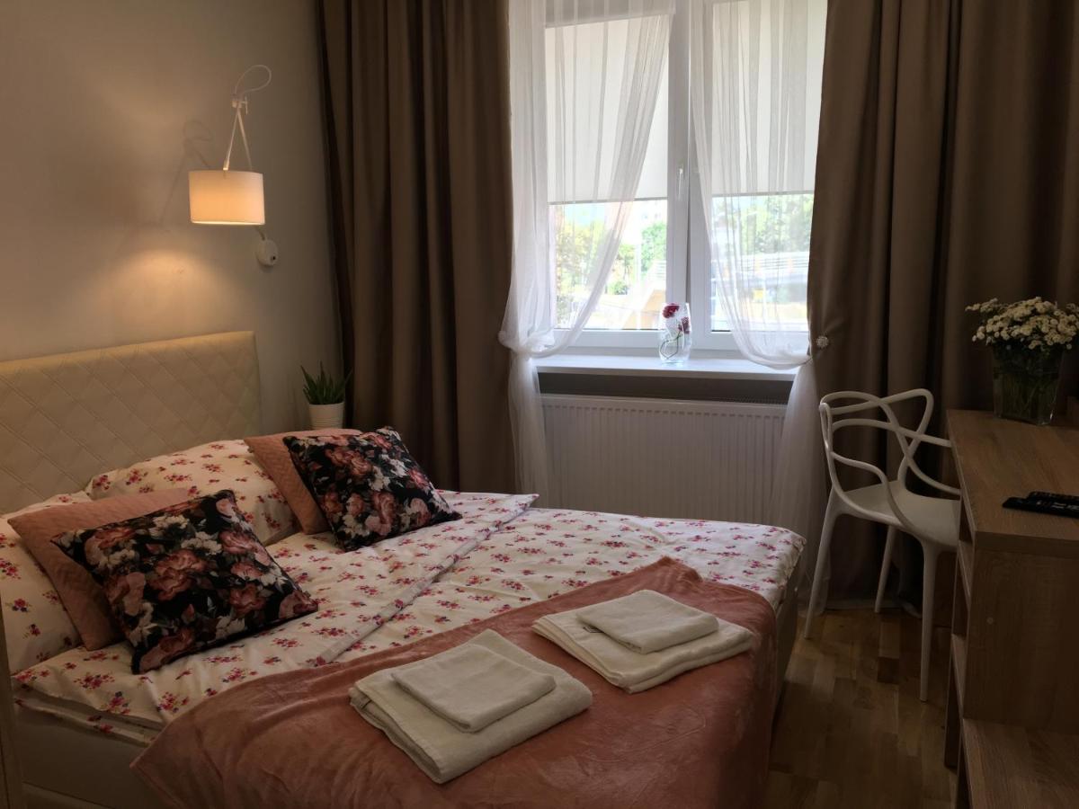 Family & Business Elegant Apartments ul Astronautów Centrum Downtown - 3 Bedroom, Parking - Housity