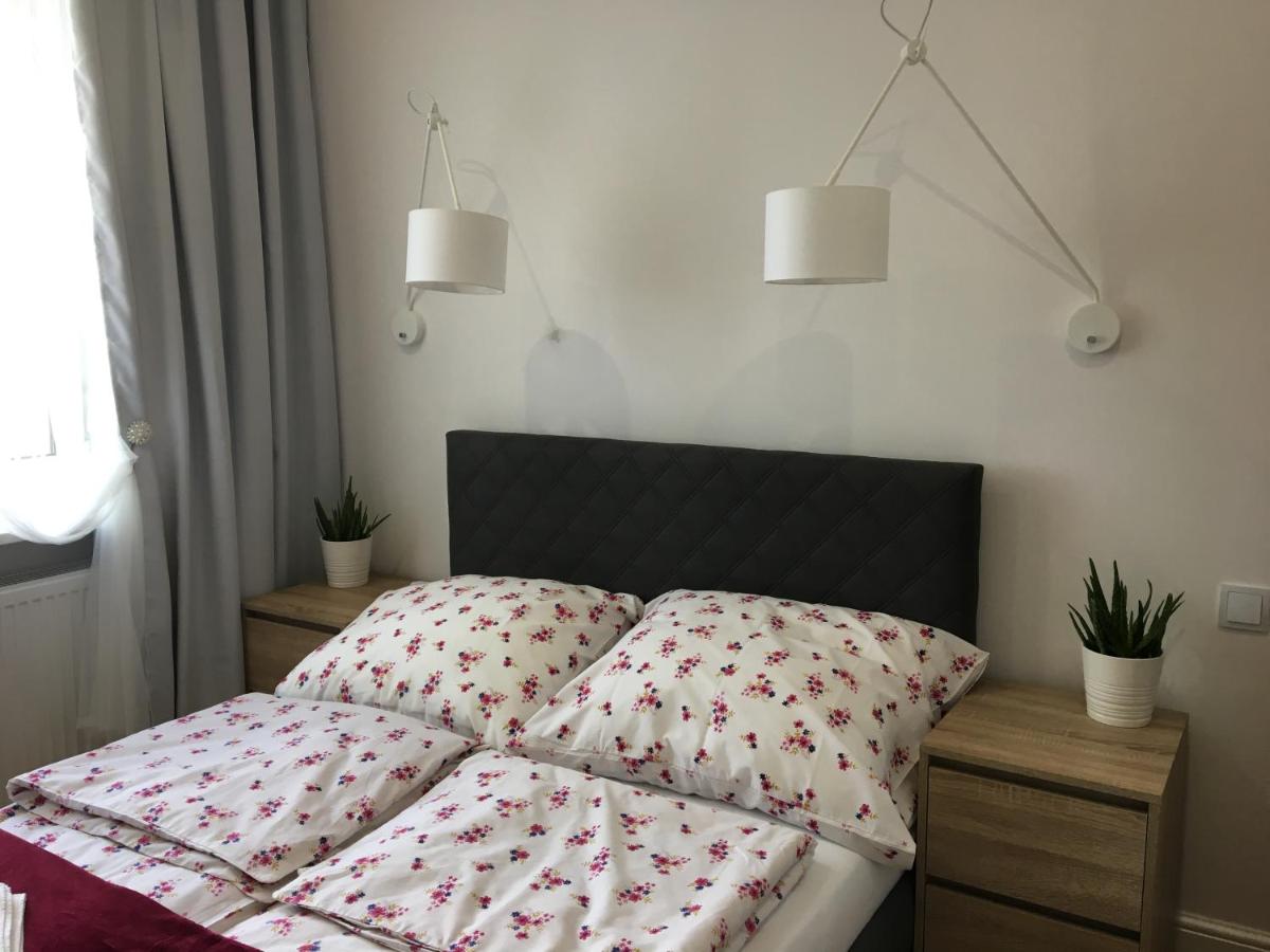 Family & Business Elegant Apartments ul Astronautów Centrum Downtown - 3 Bedroom, Parking - Housity