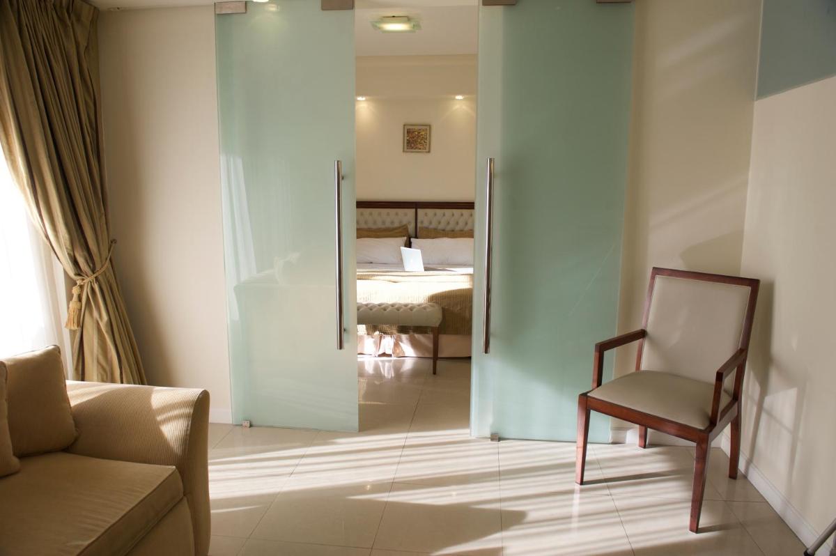 Alta Piazza –Casa di Appartamenti– - Housity