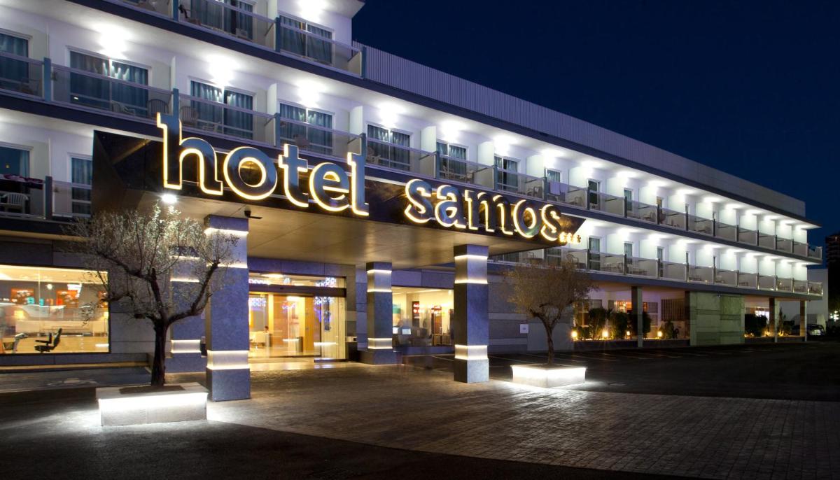 Certificado, premio, señal o documento que está expuesto en Hotel Samos