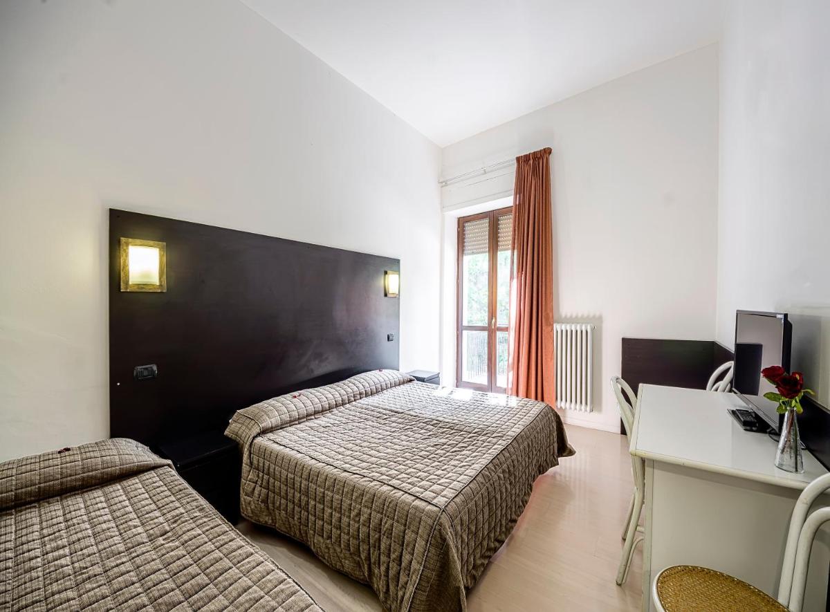 Hotel Colucci - Housity