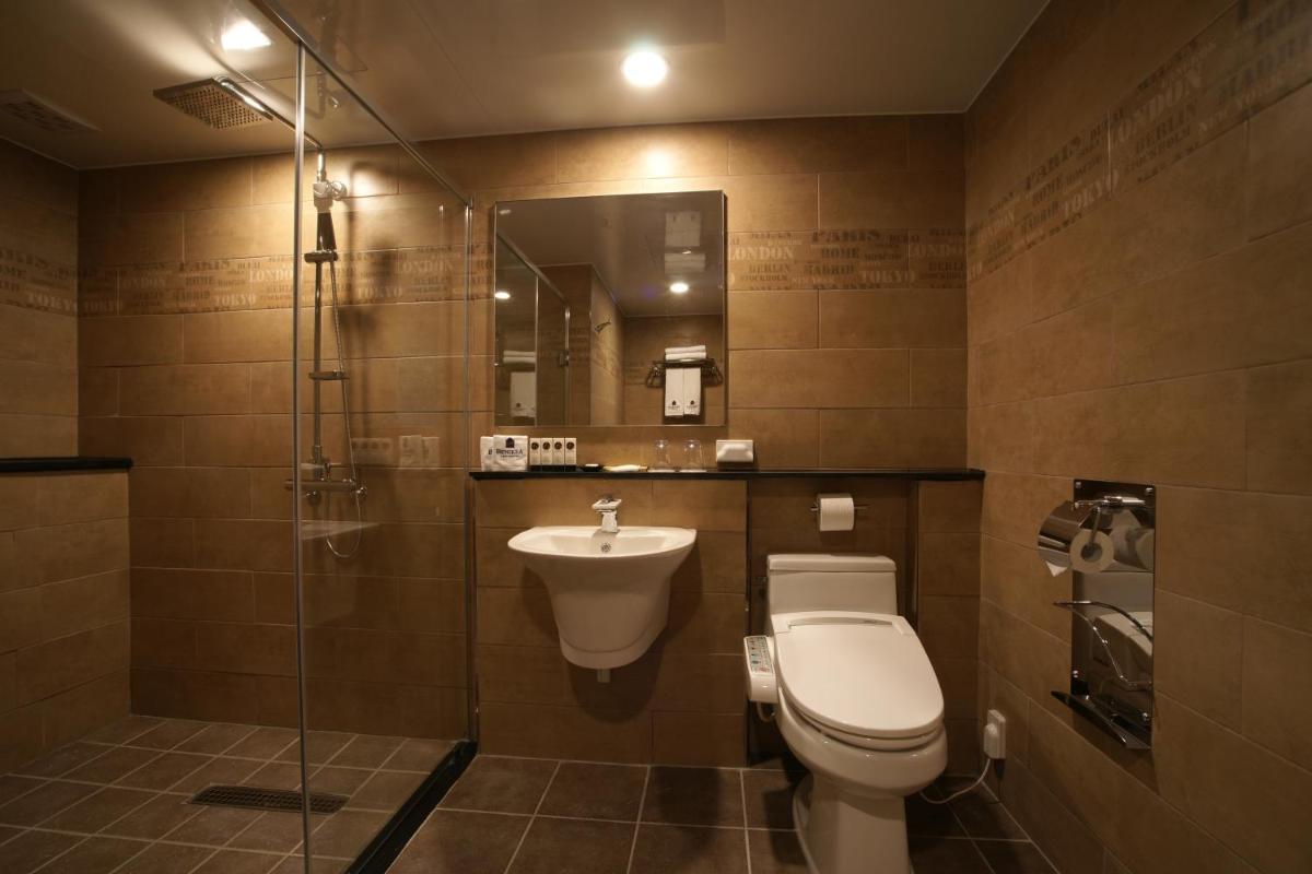 I-Jin Hotel - Hizvo