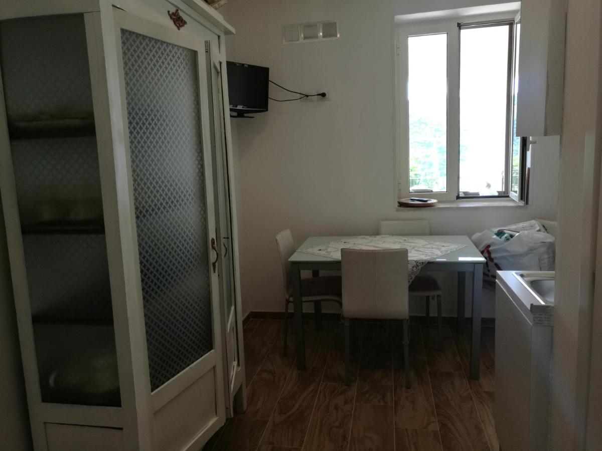 Appartamento SPLENDORE con cucina bagno e terrazzino 4posti letto - Housity
