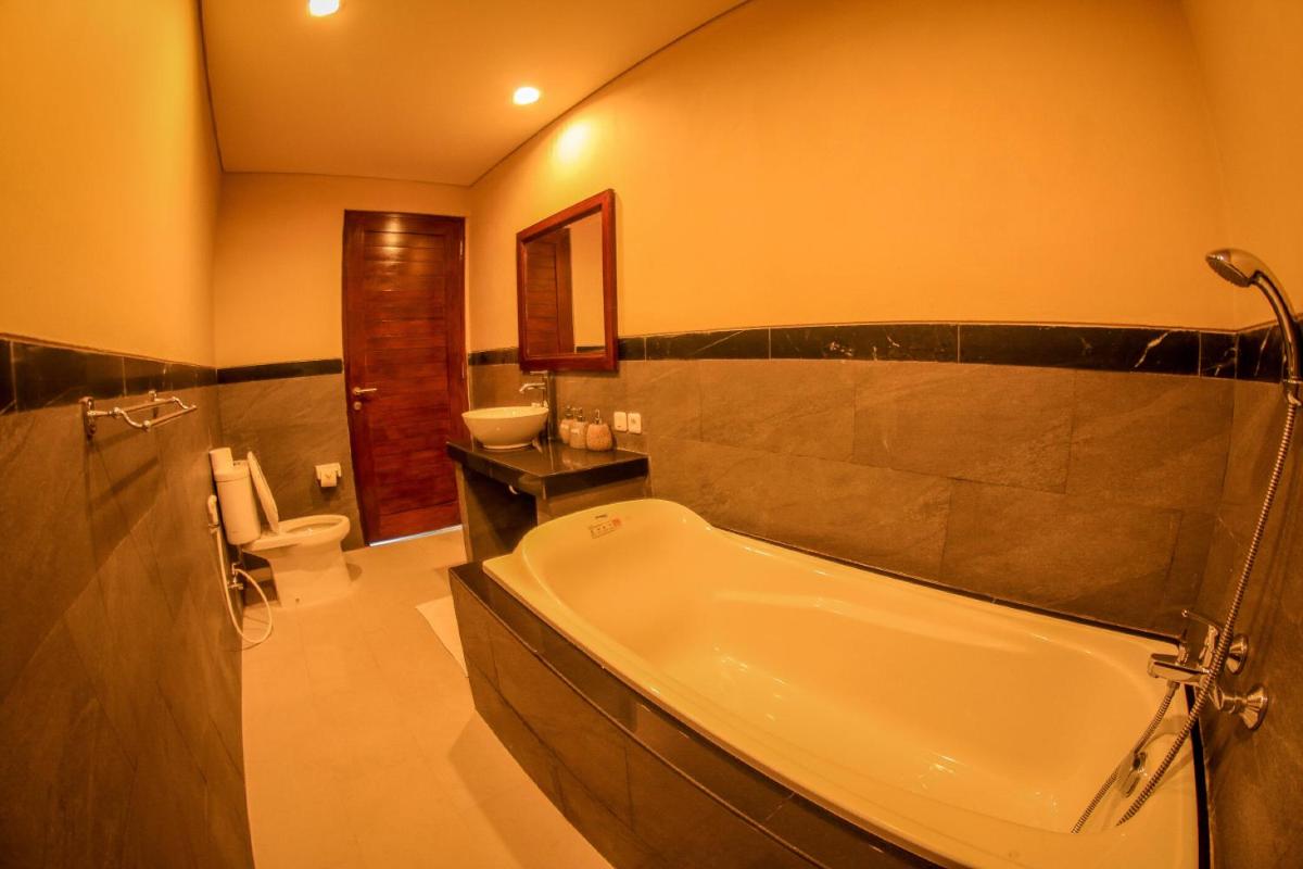Suitetrails - Cahyatika Bed & Breakfast