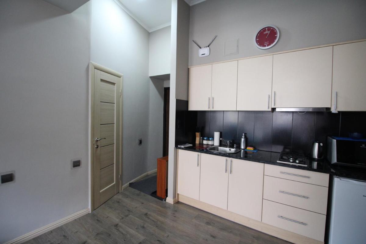 Cosy Apartment on Horodotska 86 - Housity
