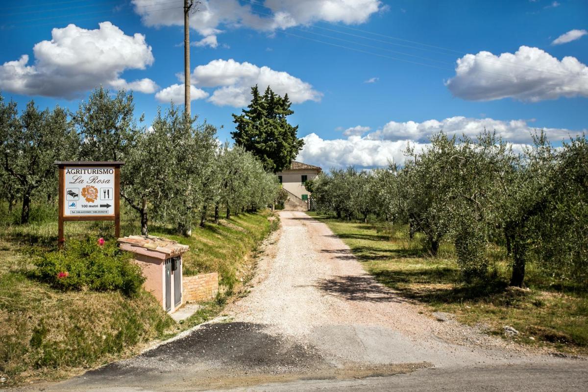 Agriturismo La Rosa Montefalco - Housity