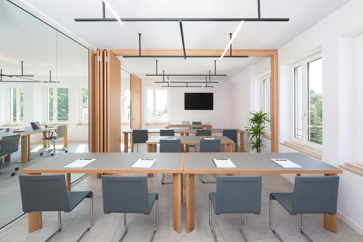 BnBiz - Coworking Hotel - Housity