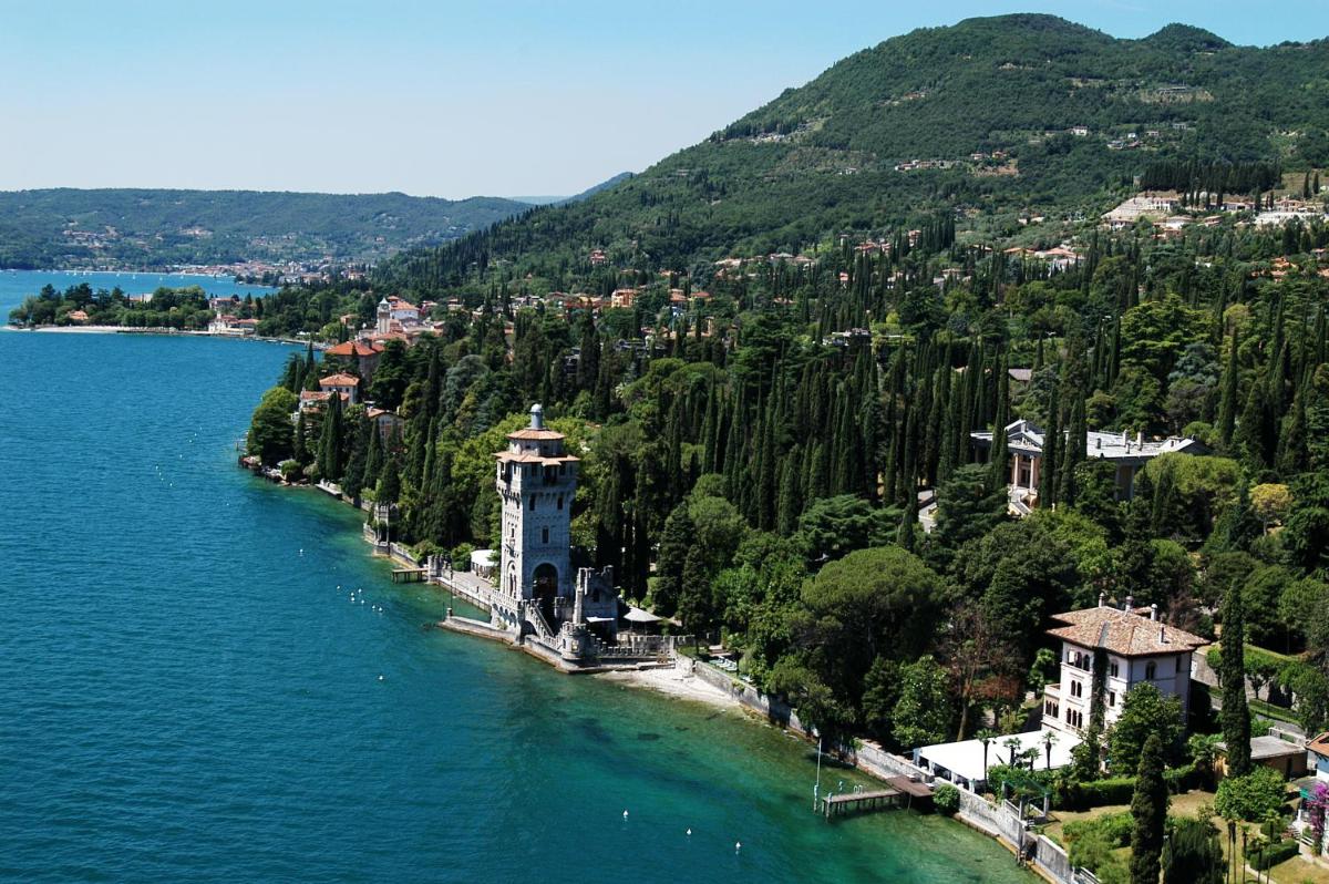 Hotel Villa Fiordaliso - Housity