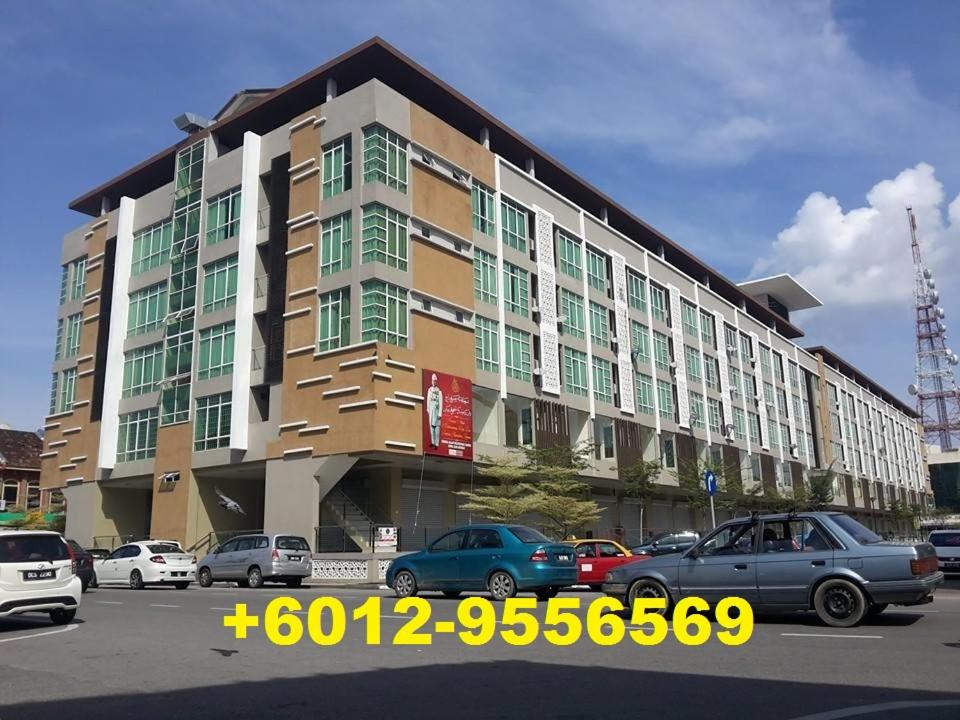 Cyber Studio Apartment - Housity