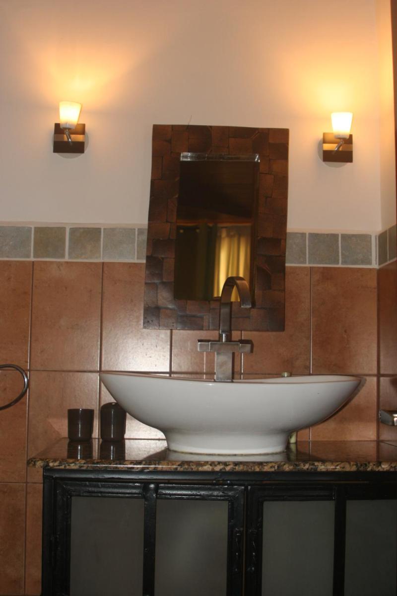 Vista Hermosa Bed and Breakfast - Housity