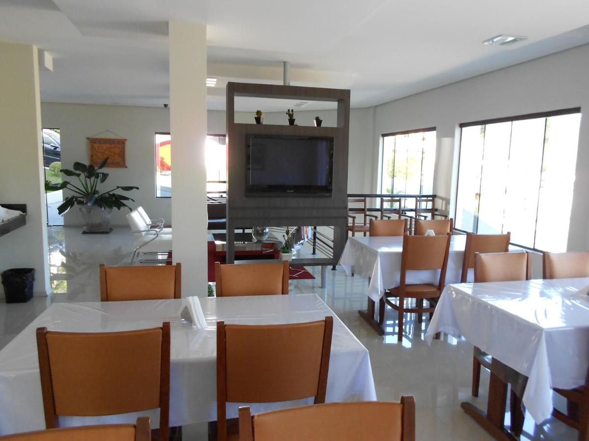 Hotel JWF - Housity