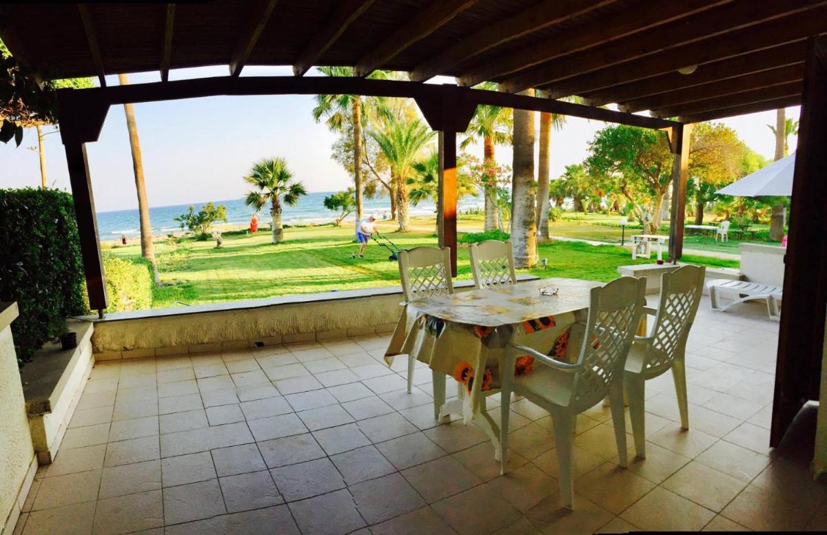 Sandy Beach Villas 17 - Housity