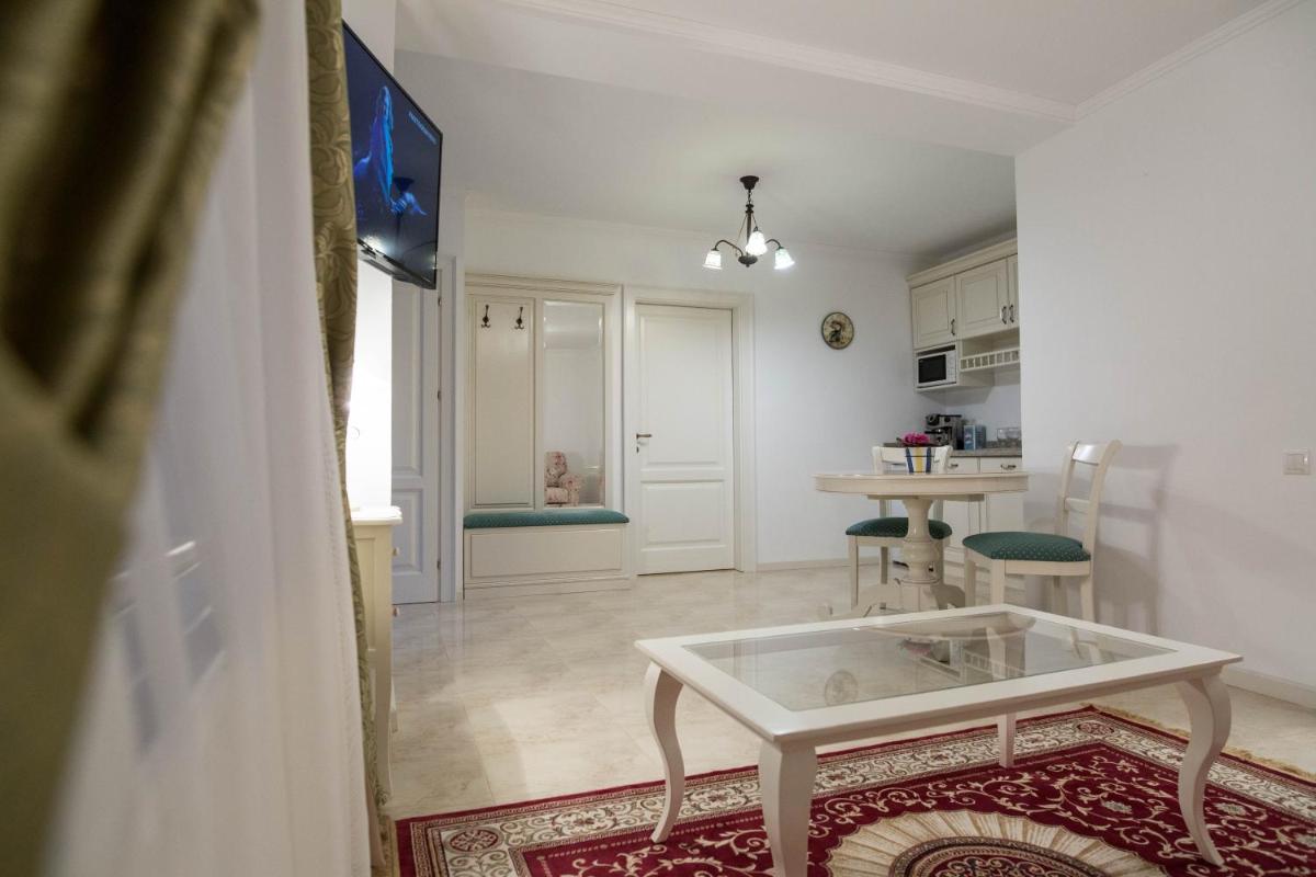 Baroc Apartments & Studio Sibiu - Housity