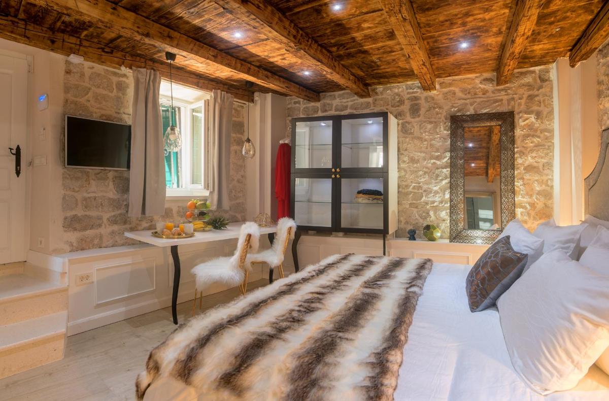 Balturio Boutique 4 stars properties in the center - Hizvo