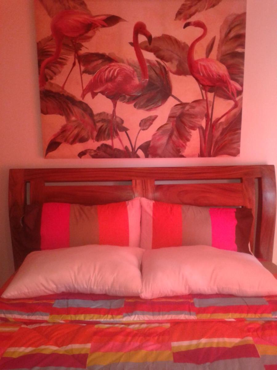 Migs Place at Tagaytay Prime - Housity