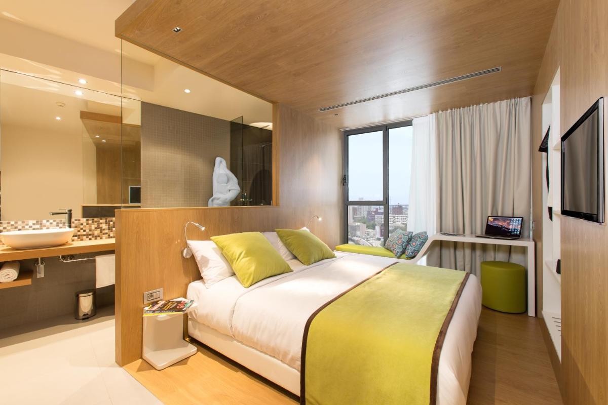 Seen Hotel Abidjan Plateau - Housity