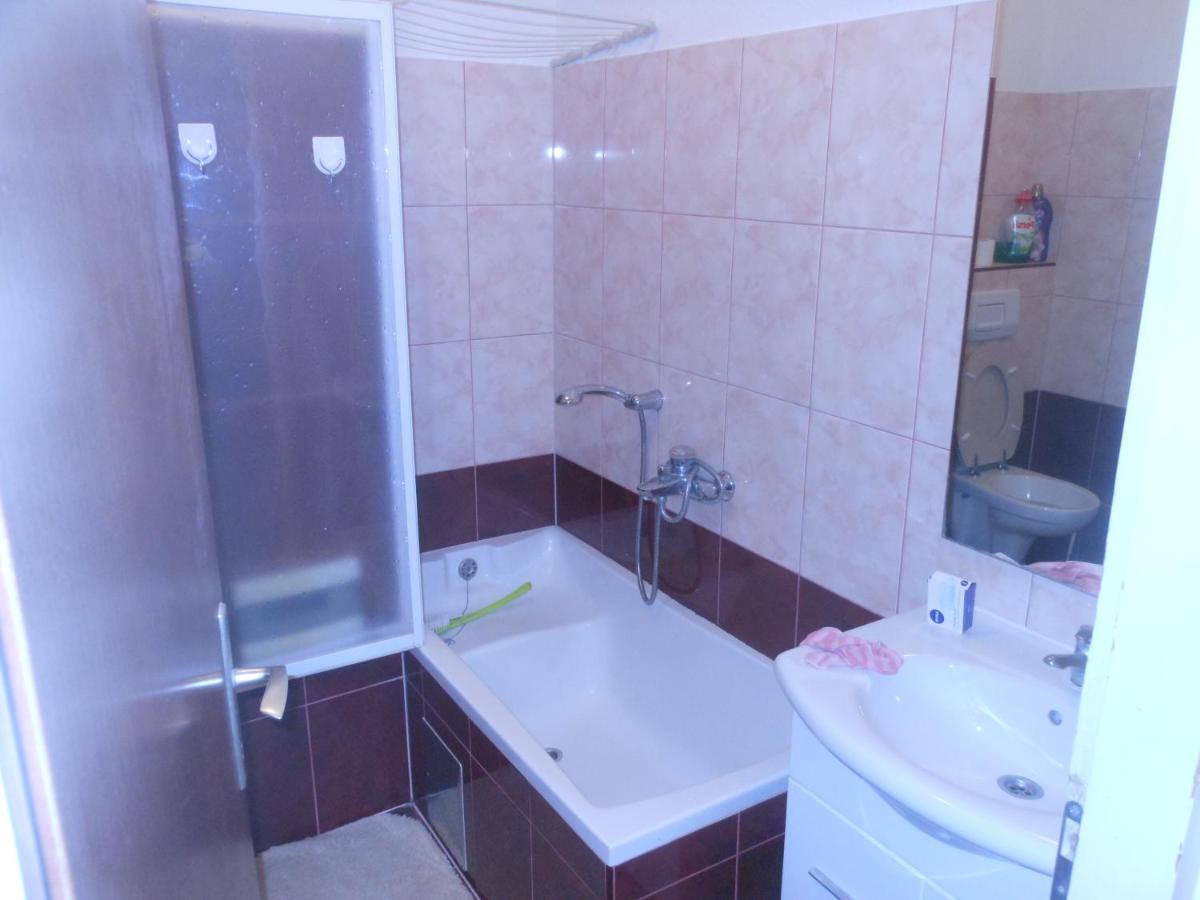 Apartments Lela - Housity