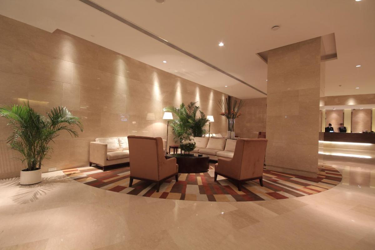 Wudang International Hotel - Housity
