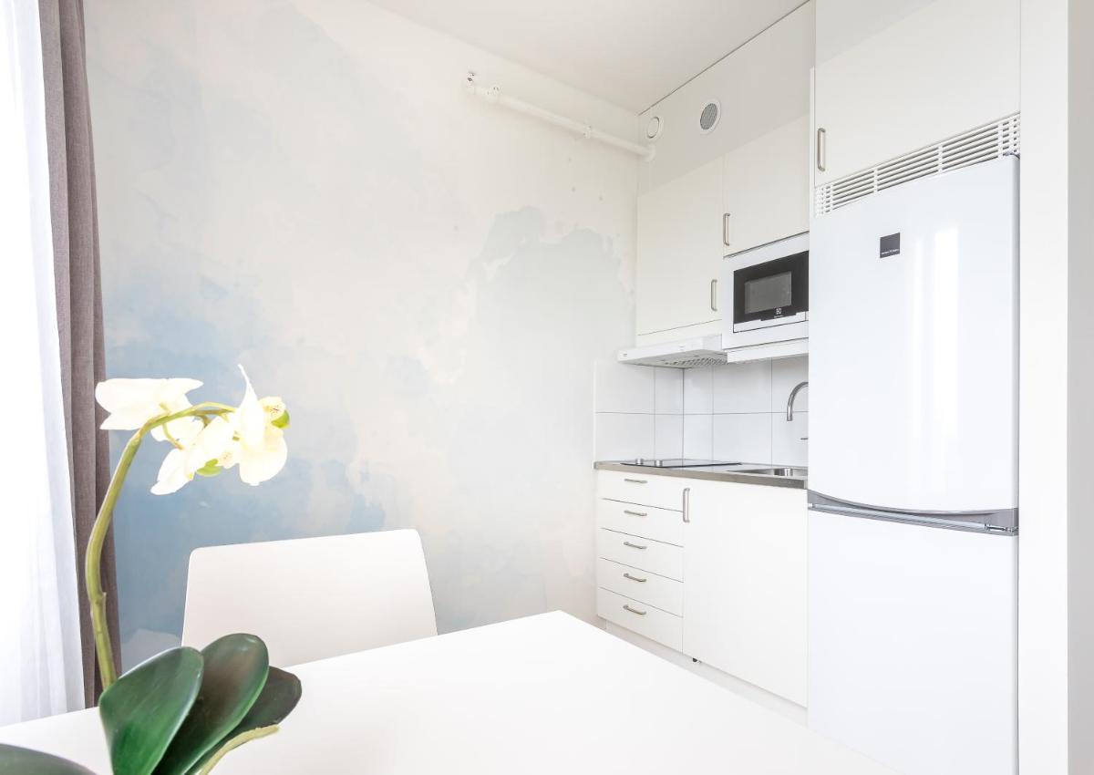 ApartDirect Älvsjö - Housity