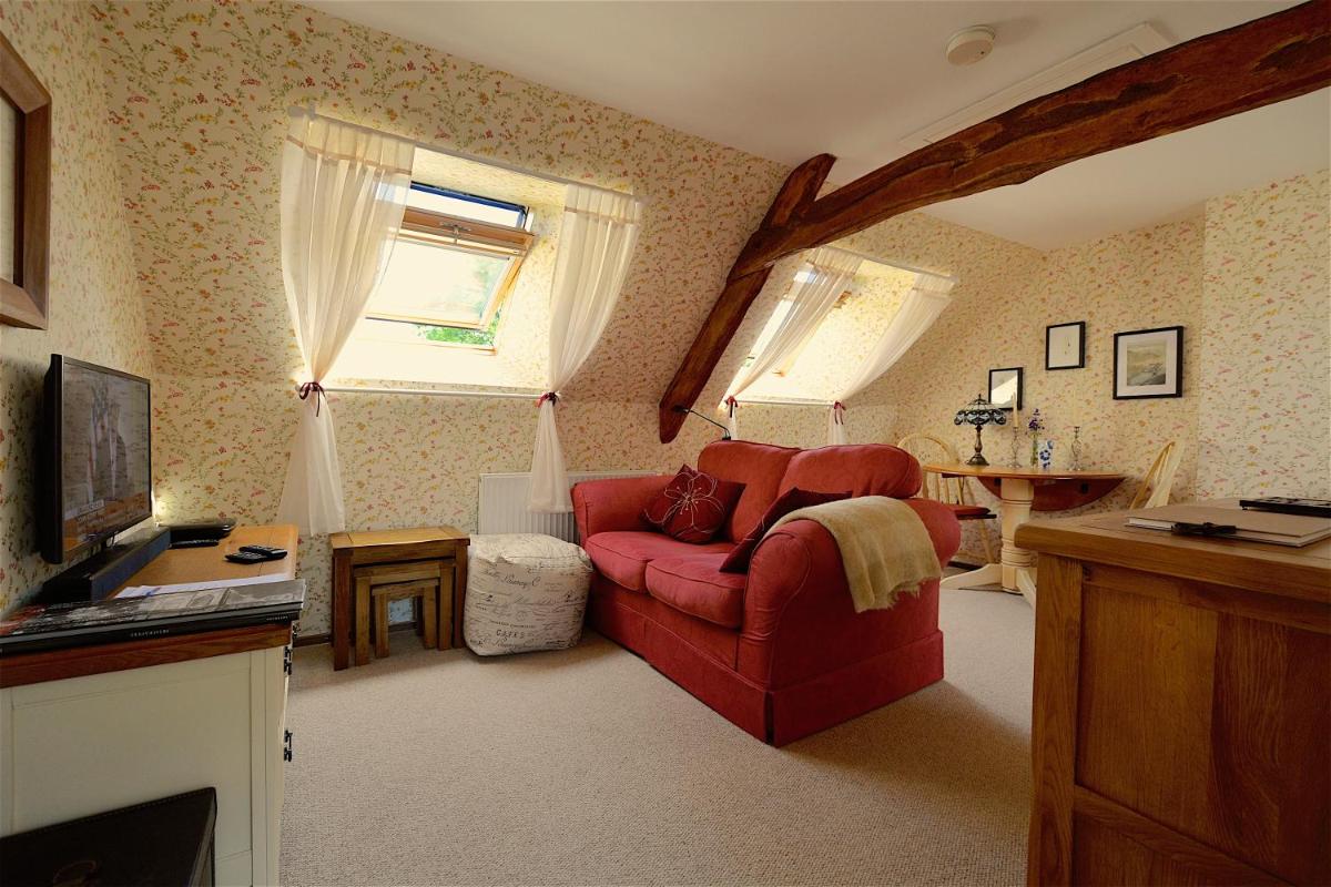 Barn Loft - Housity