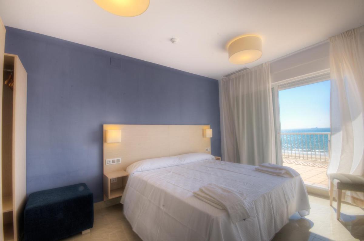 Apartamentos Playa Barbate - Housity