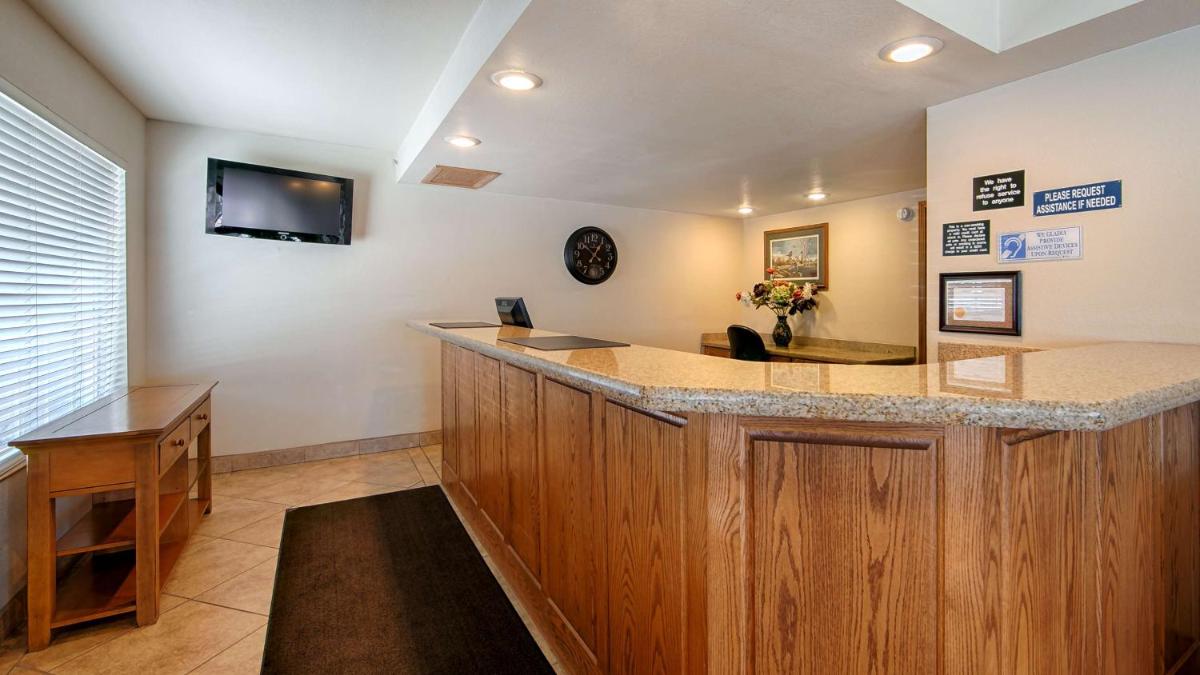 Trailside Inn - Housity