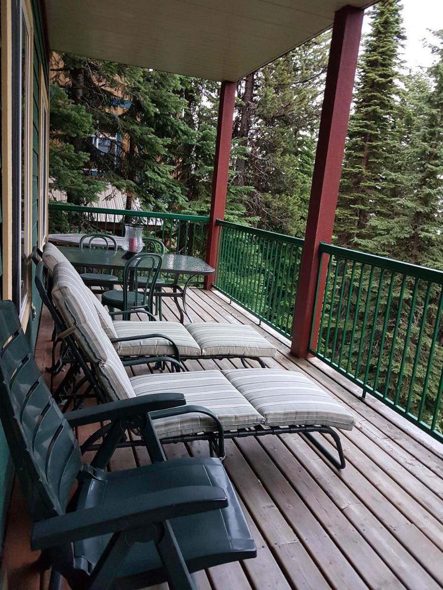Vacation Homes by The Bulldog- Berker's Suite A - Housity