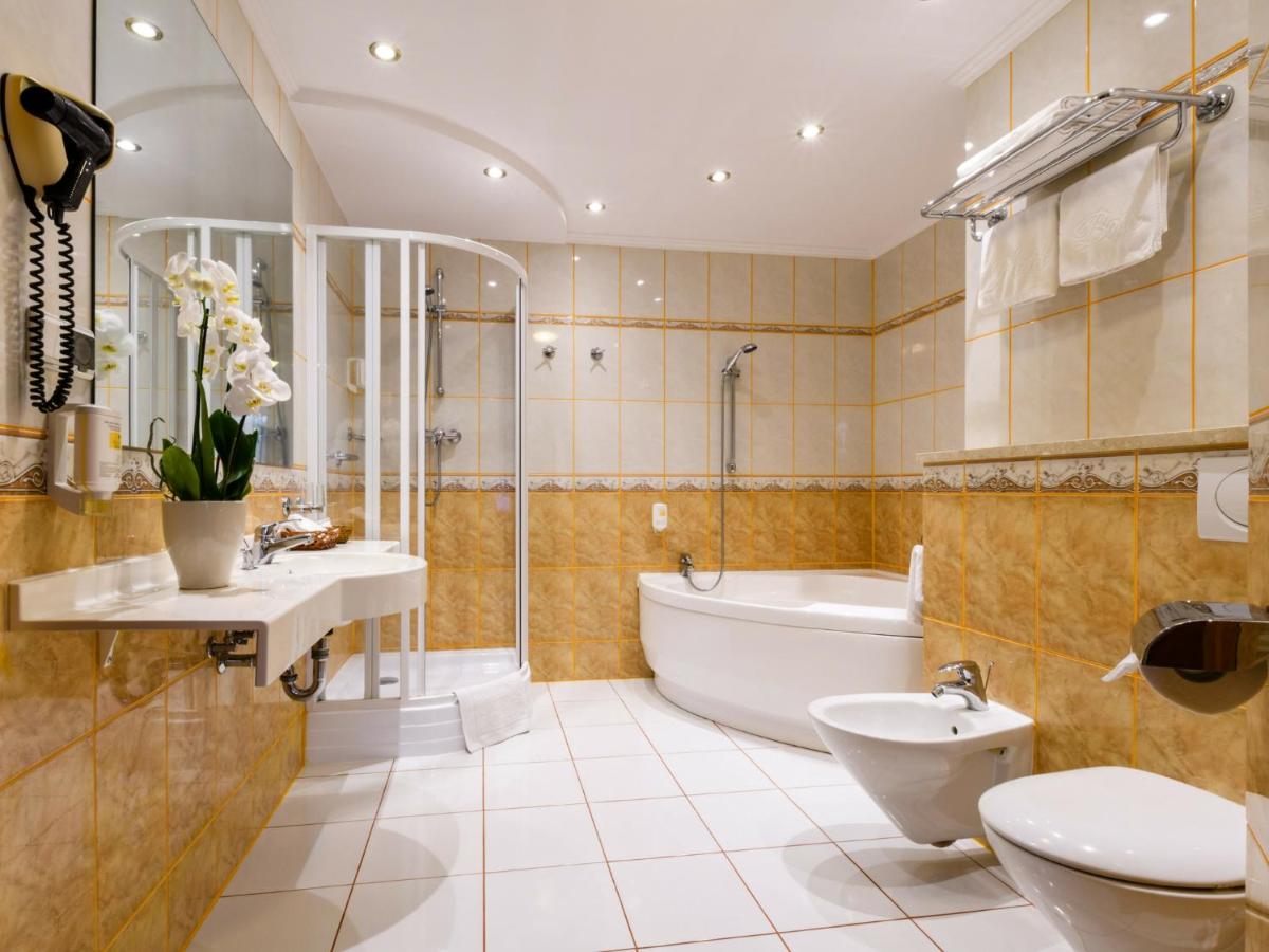 Hotel Boss - Housity