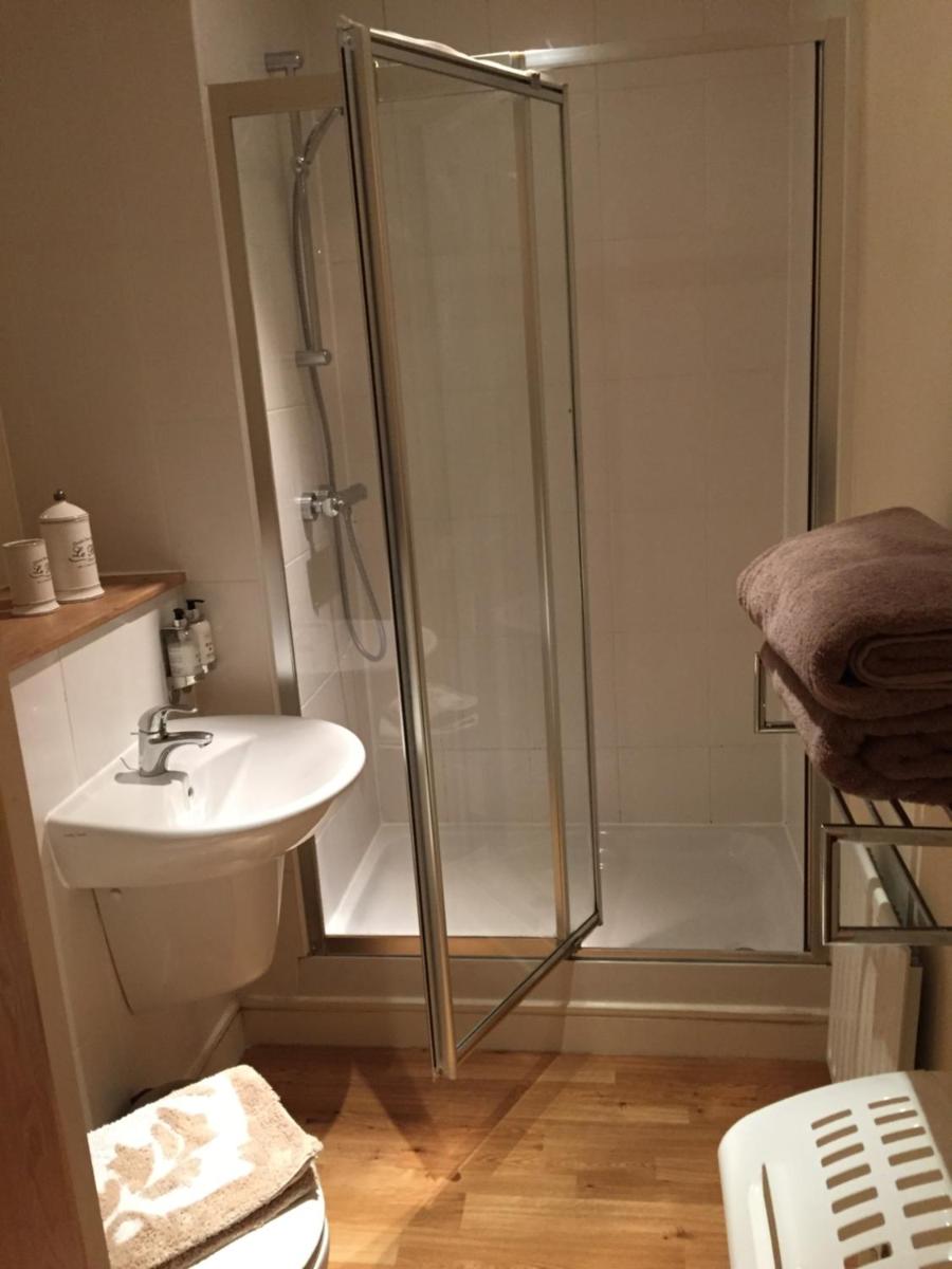 69G Apartments - Housity