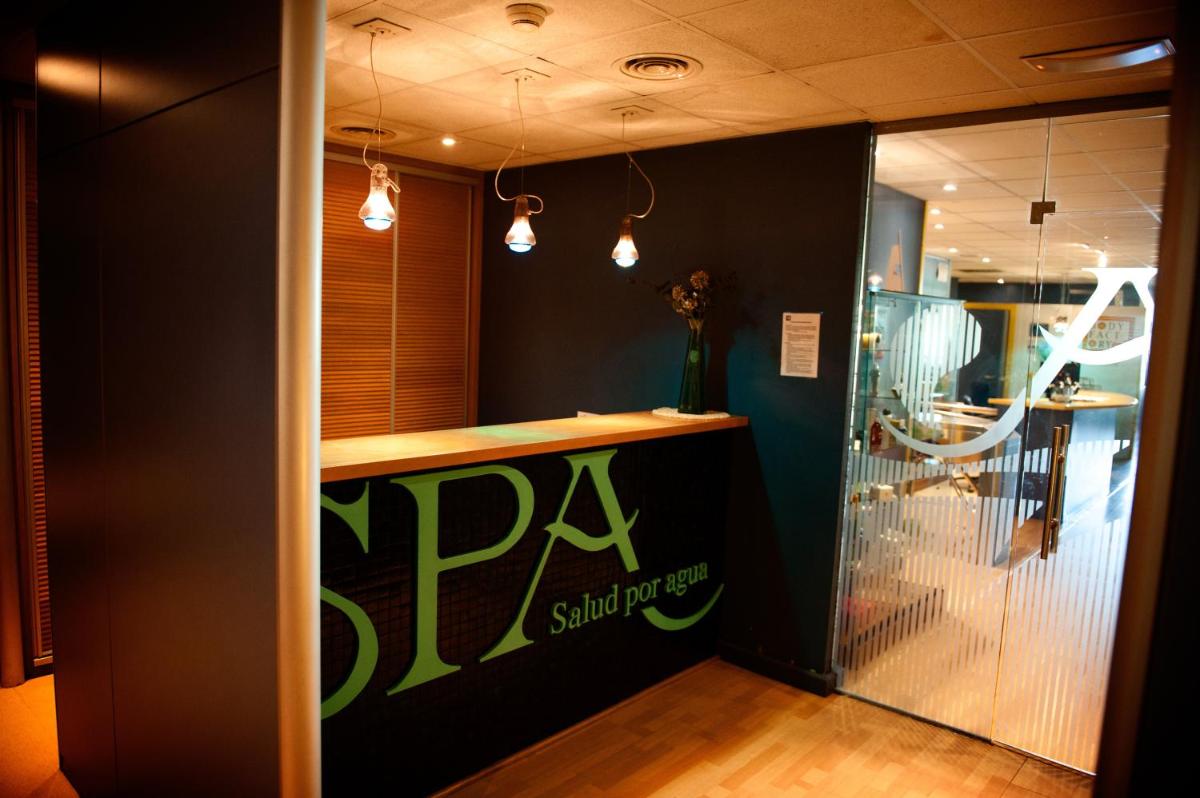 Imagen de la galería de Hotel Torresport, en Torrelavega