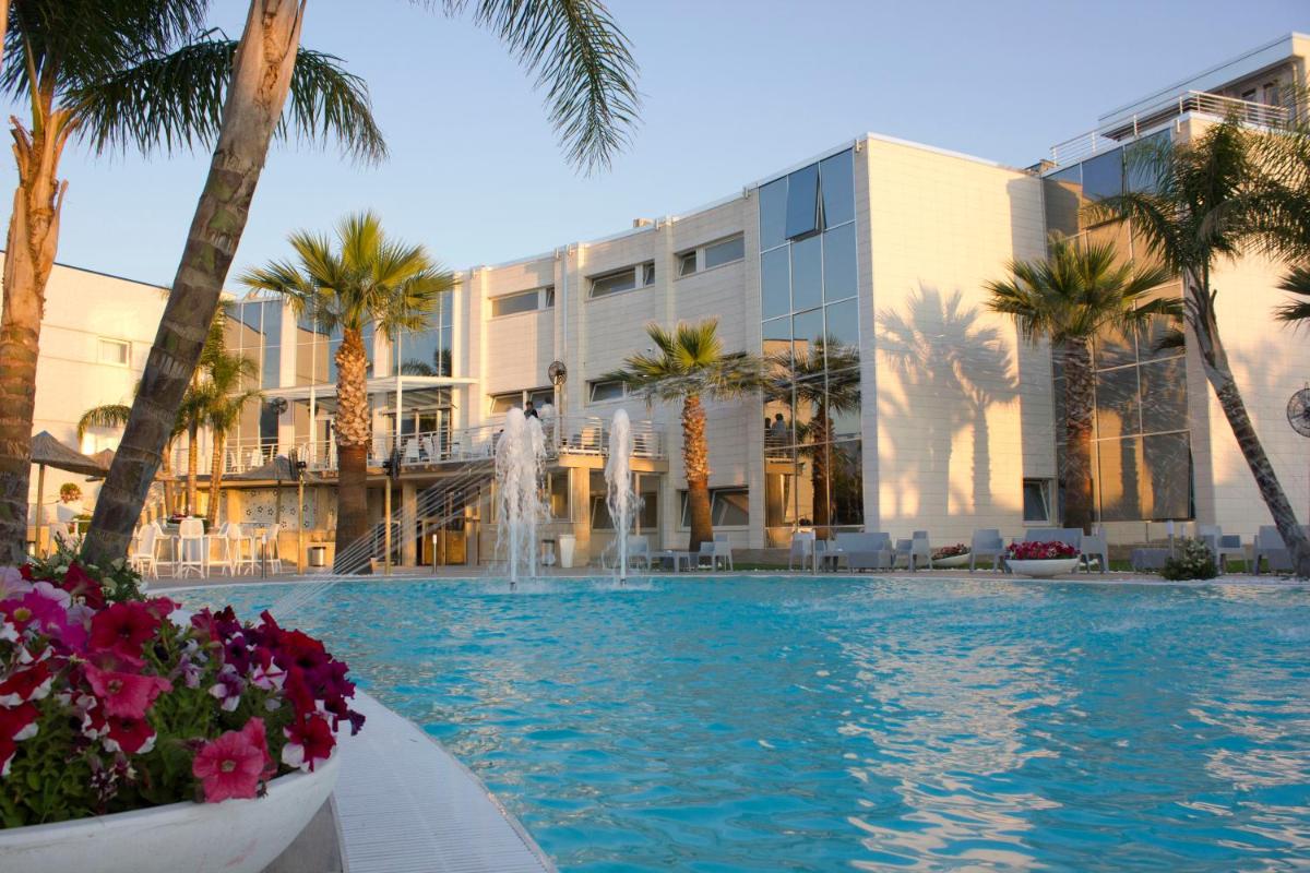DubaiVillage - Housity