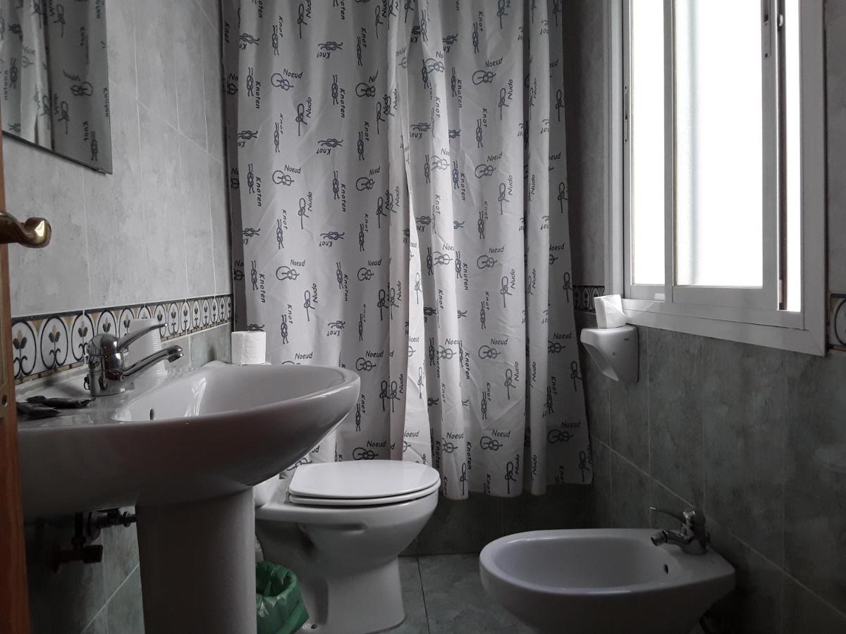 Hostal Miguel - Housity