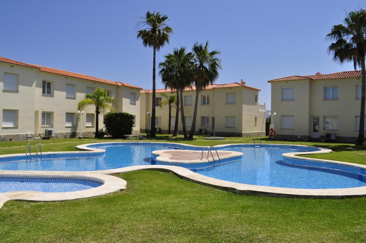 Family Beach Club Sevilla II - Housity
