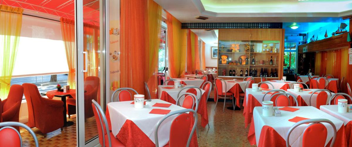 Hotel Fortuna - Housity