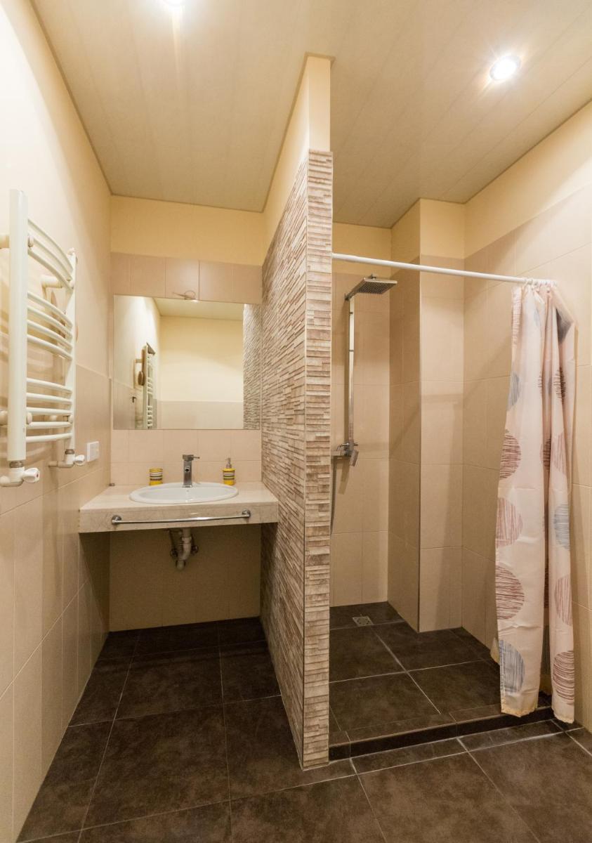 Suitetrails - Cozy apartment in Yerevan