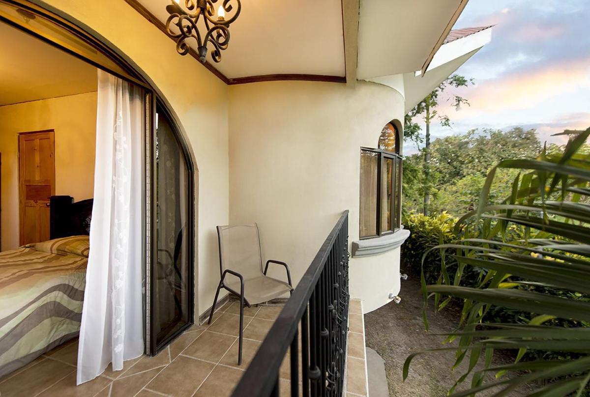 Pura Vida House Cabo Blanco - Housity