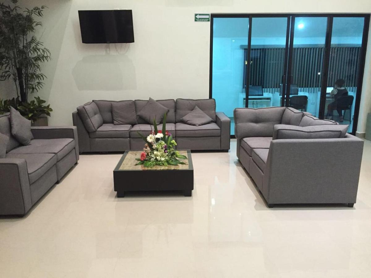 Hotel Roazi - Housity