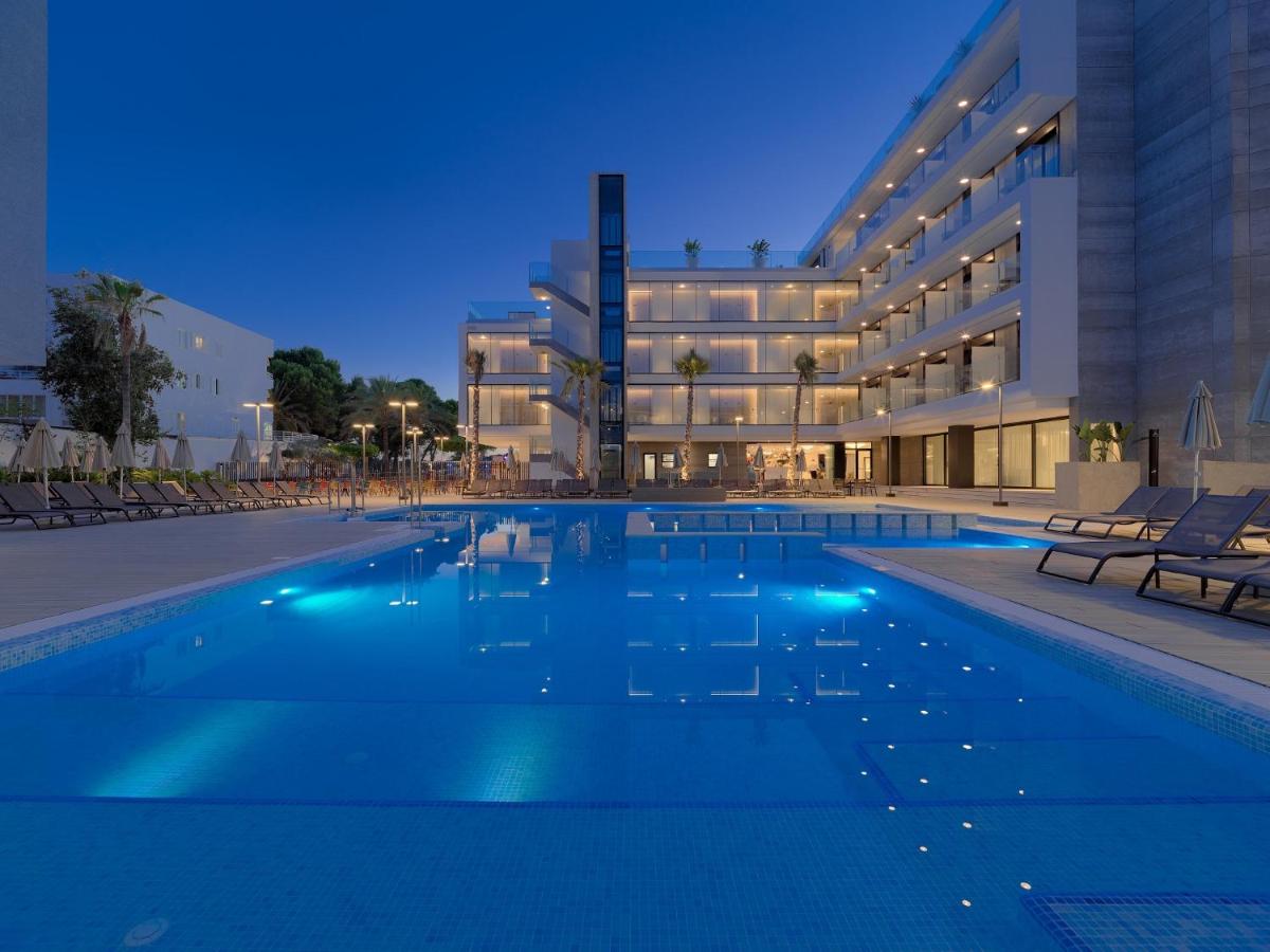 Piscina en o cerca de H10 Casa del Mar