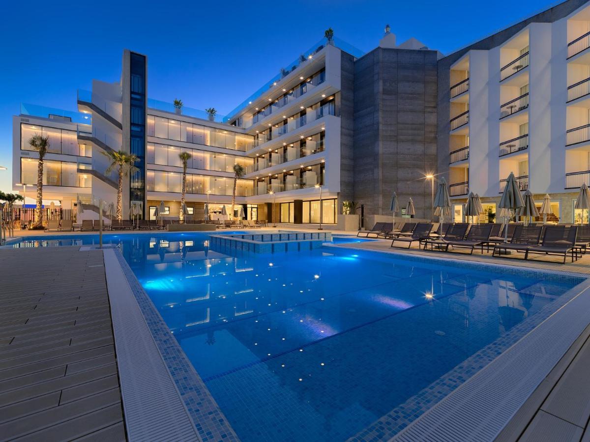Piscina en o cerca de H10 Casa del Mar