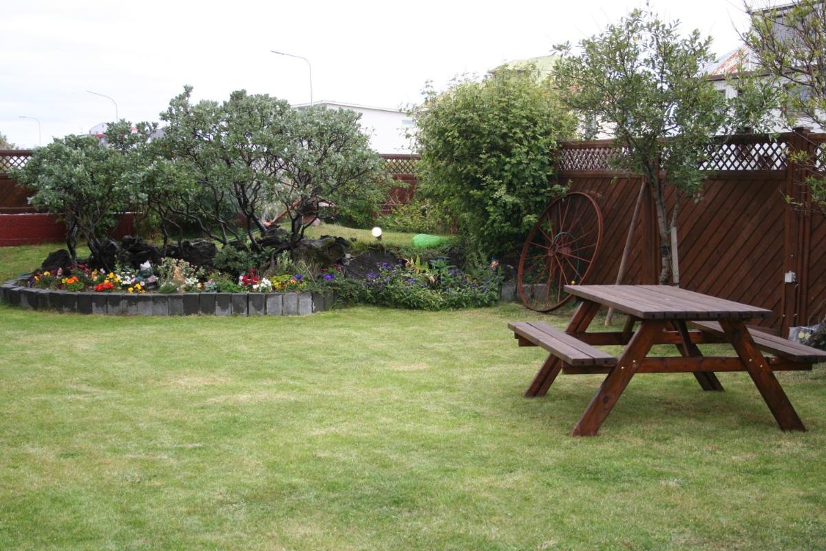 Guesthouse Borg - Housity