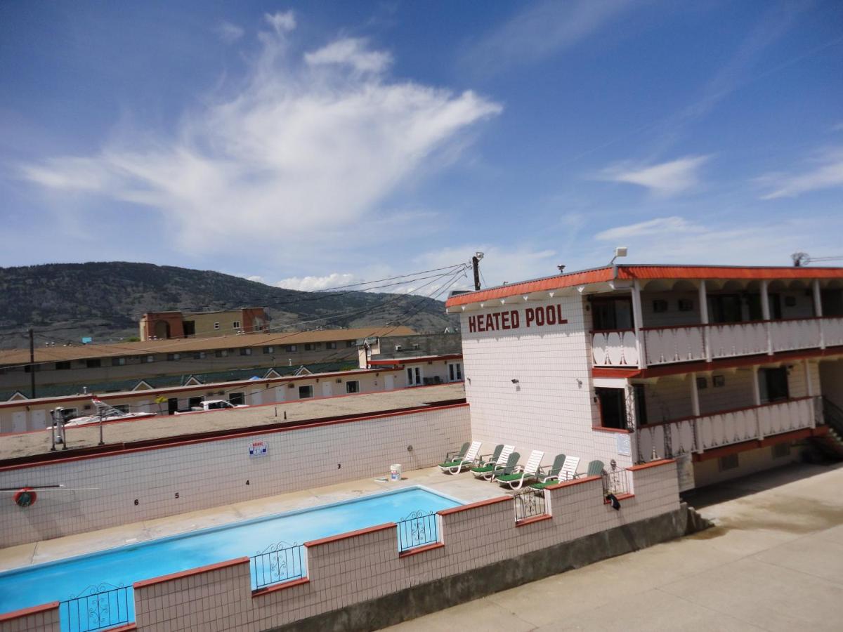 Spanish Fiesta Resort - Housity