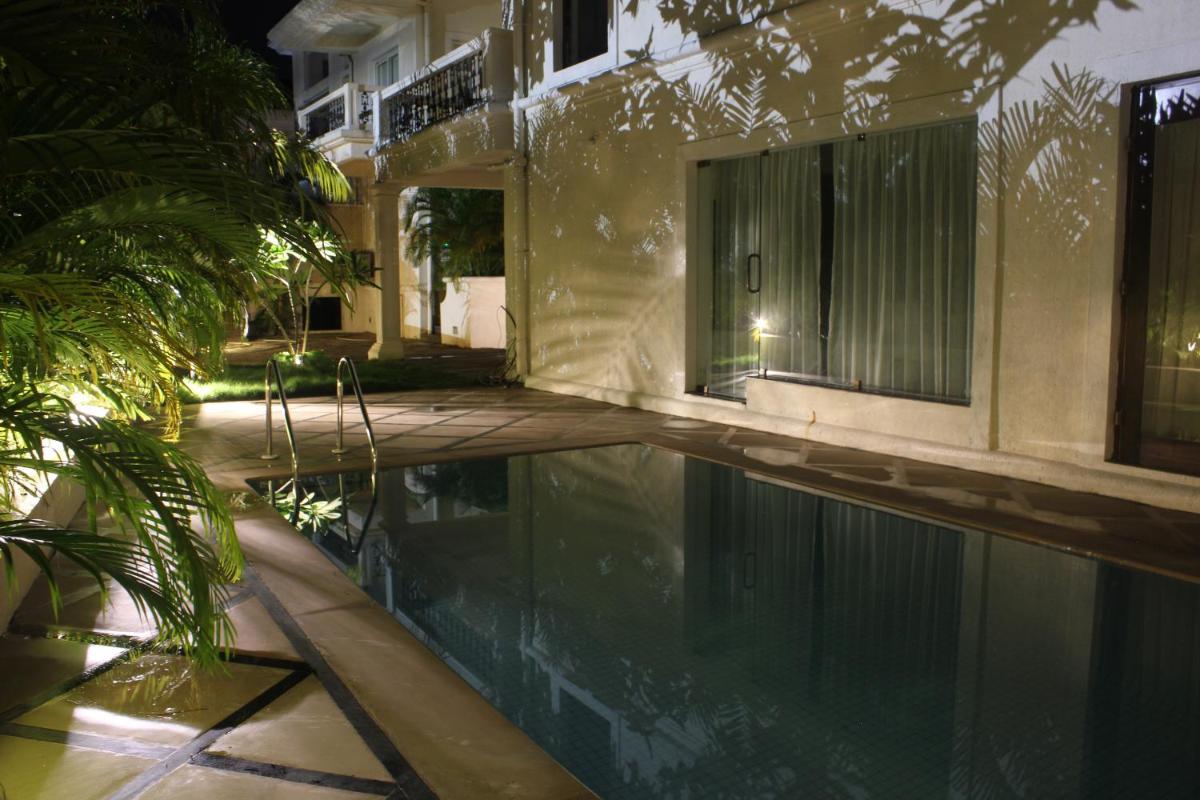 Mansions by Pinto Rosario - Housity
