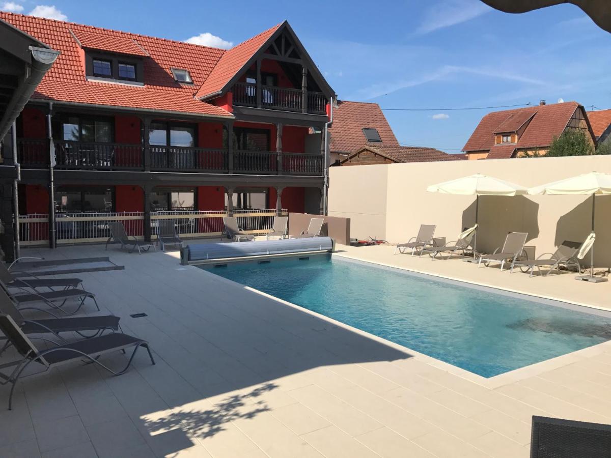 Piscine de l'établissement Au Soleil, Hôtel Restaurant & Spa ou située à proximité