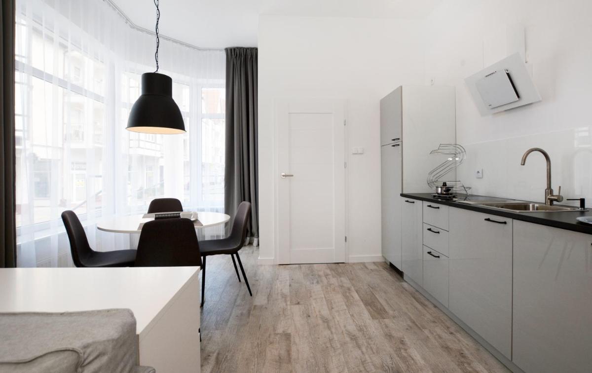 Apartament Towarowa Kolobrzeg - Housity